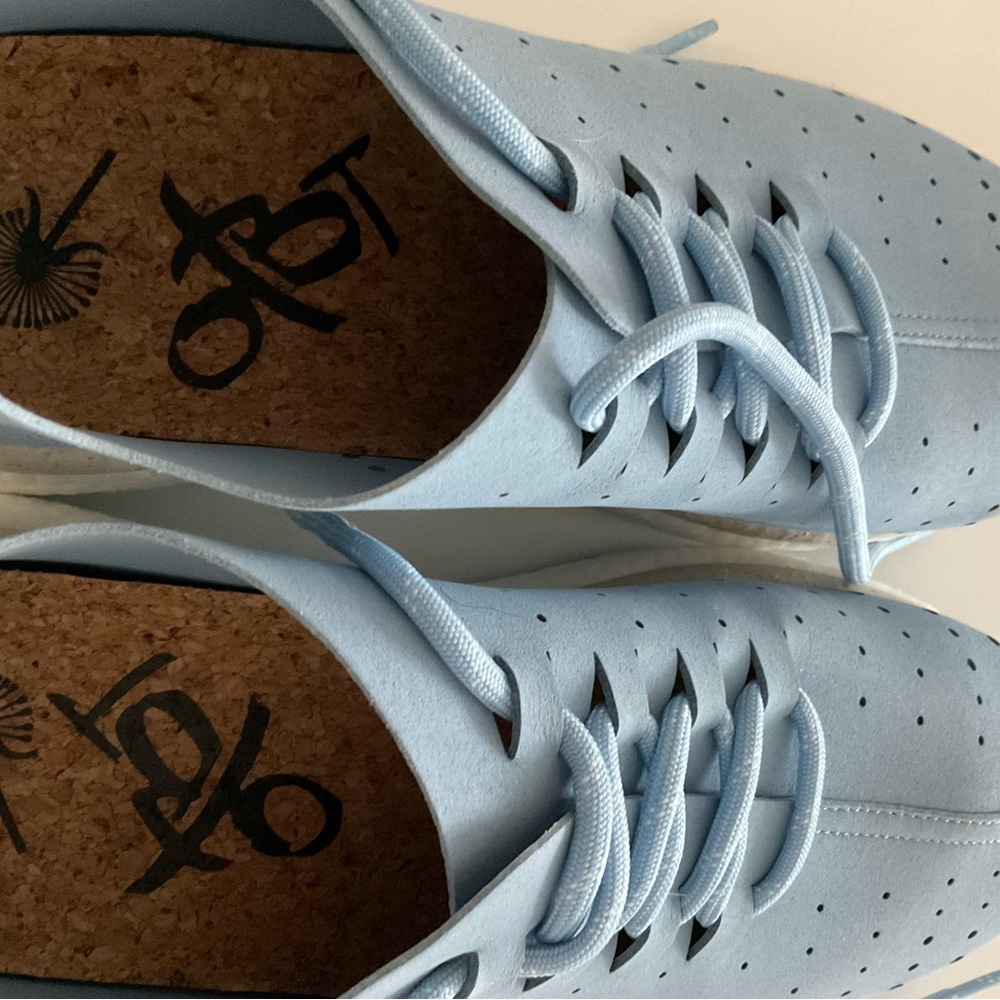 OTBT Alstead sneakers in blue Size 8.5